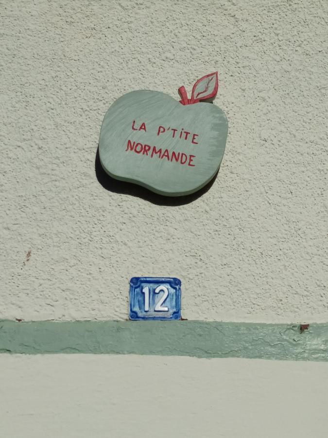 Вилла La P'Tite Normande Виллервиль Экстерьер фото