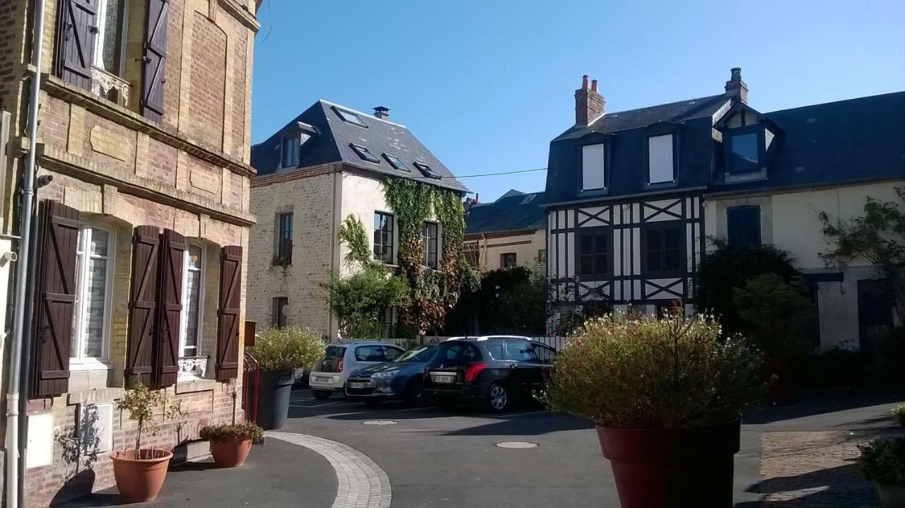 Вилла La P'Tite Normande Виллервиль Экстерьер фото