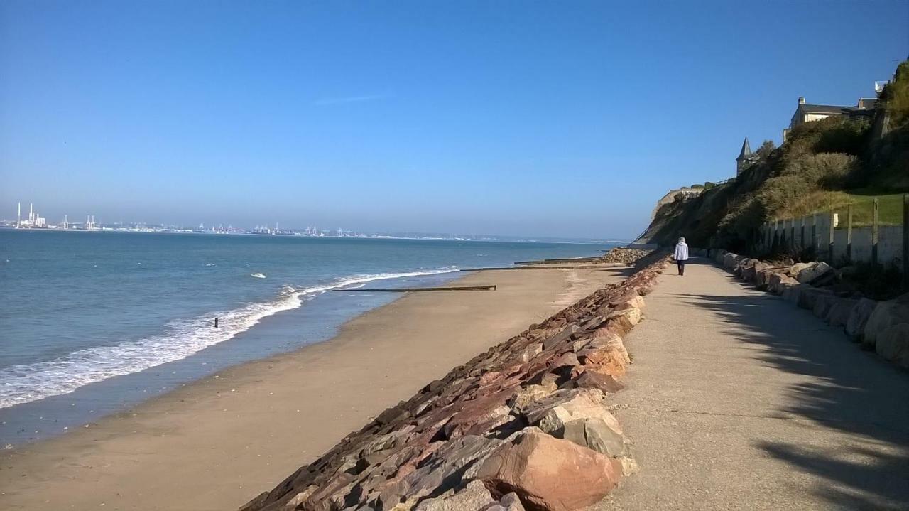 Вилла La P'Tite Normande Виллервиль Экстерьер фото